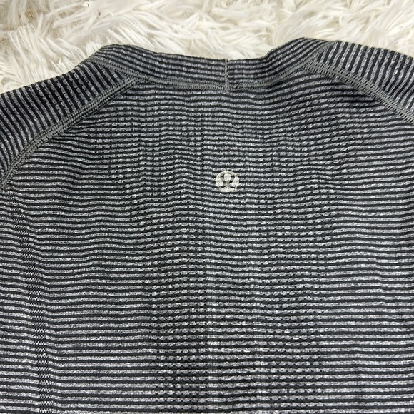 Lululemon Swiftly Tech Tank Striped Heathered Grey - Picture 4 of 5